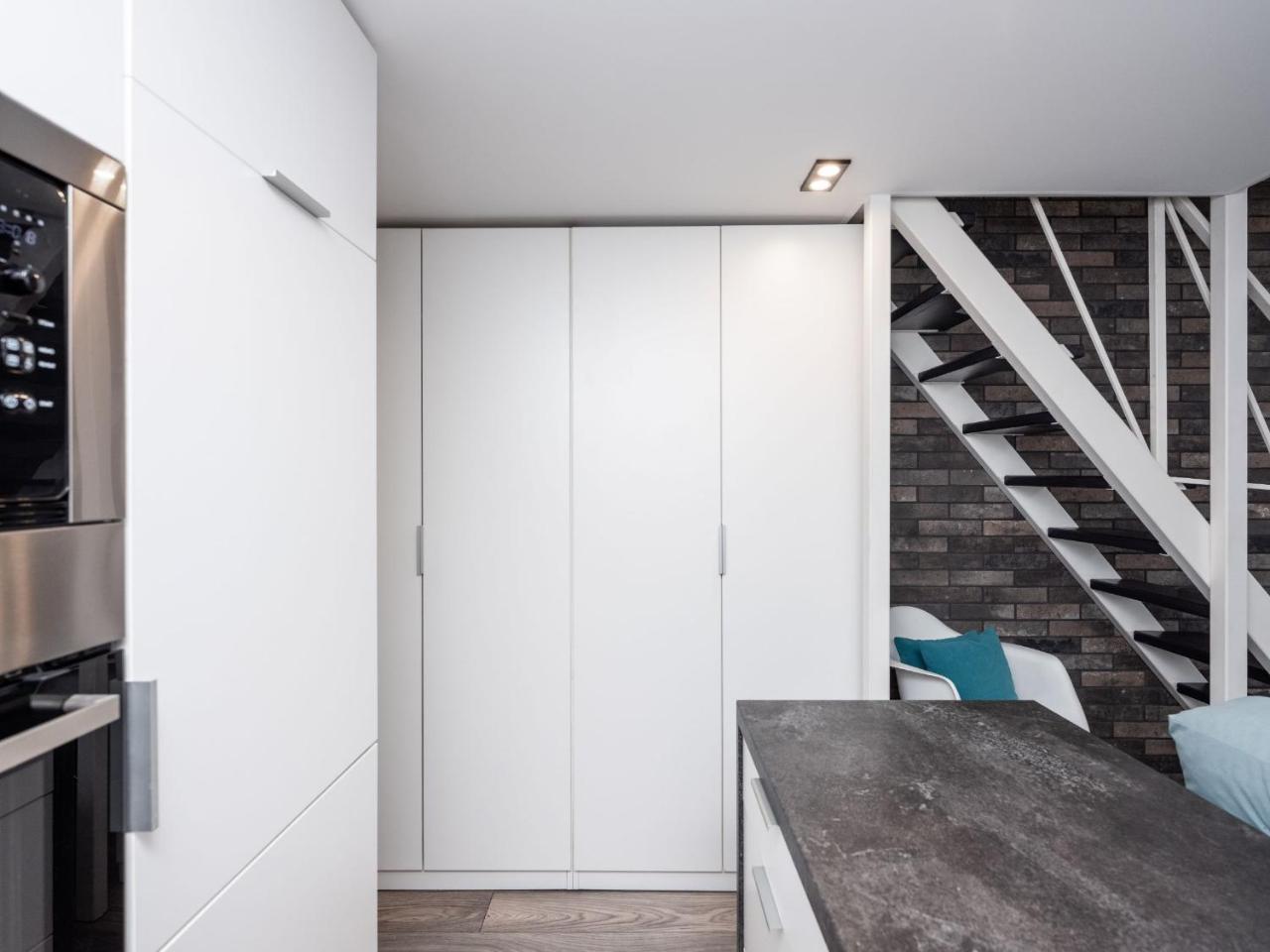 Lofts Cracow Apartments - City Center Krakkó Kültér fotó