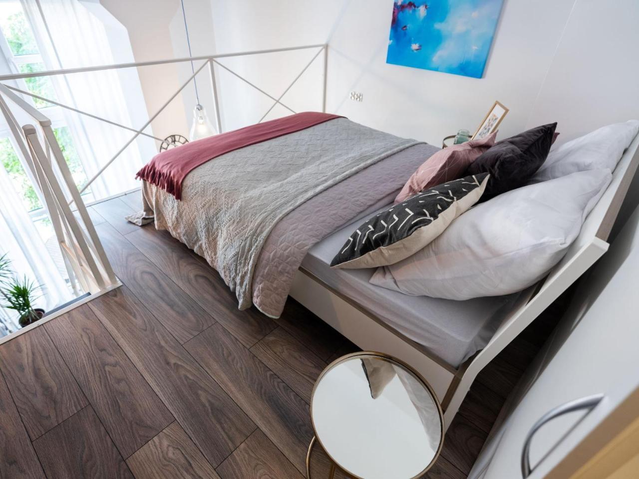 Lofts Cracow Apartments - City Center Krakkó Kültér fotó